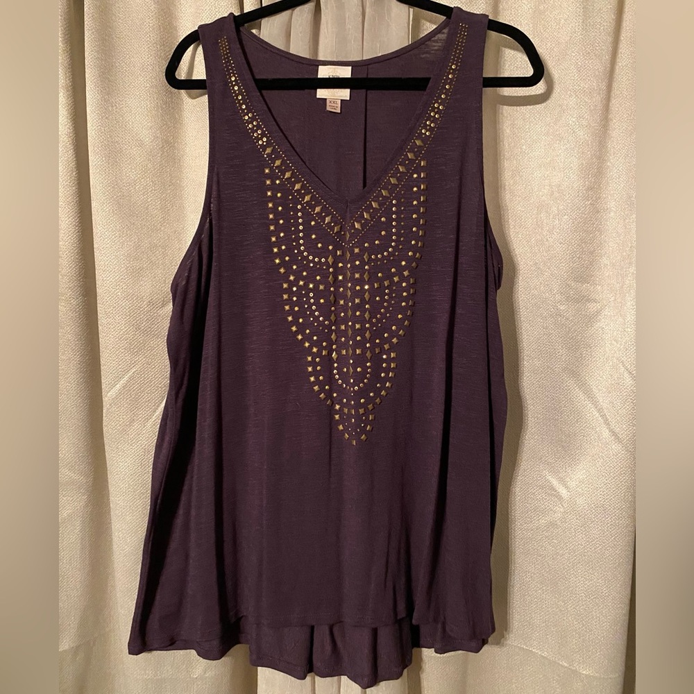 Shimmery deep purple flowy tank with gold embellishments.